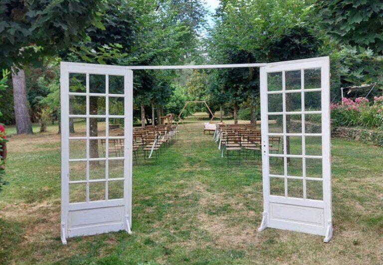 location-cérémonie-laique-arche-porte-bois-jaevent72