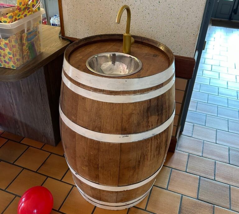 location-receptif-fontaine-a-punch-tonneau-jaune-jaevent72